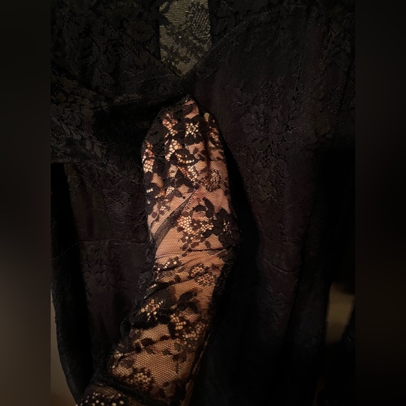 Black Lace Dress - Picture 6 of 6